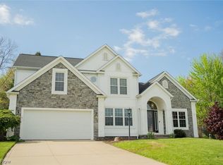 1731 Cornerstone St SW, Hartville, OH 44632