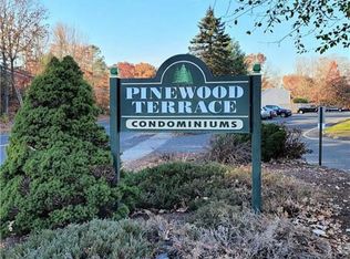 513 Emmett St APT B14, Bristol, CT 06010