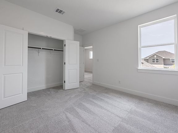 3rd image of 171 Prodigal Way