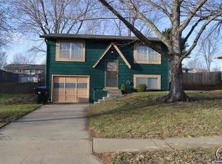 3948 SW Atwood Ter, Topeka, KS 66610