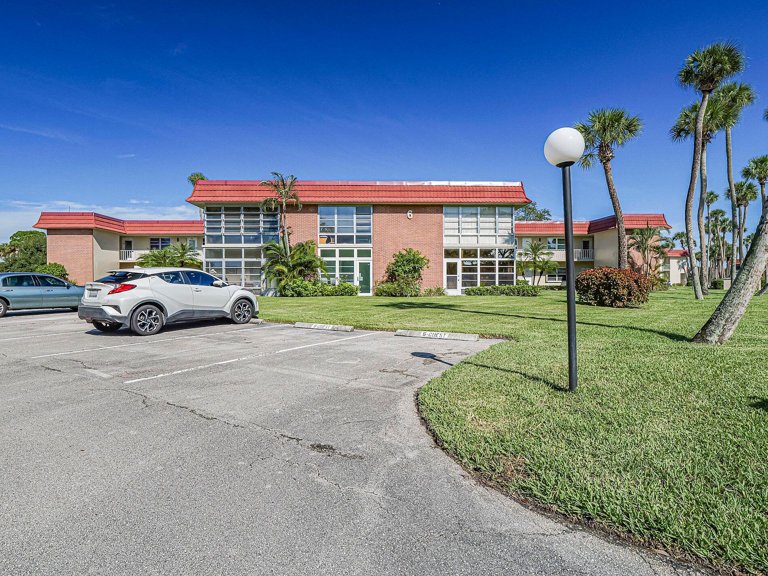 6 Vista Palm Lane #202