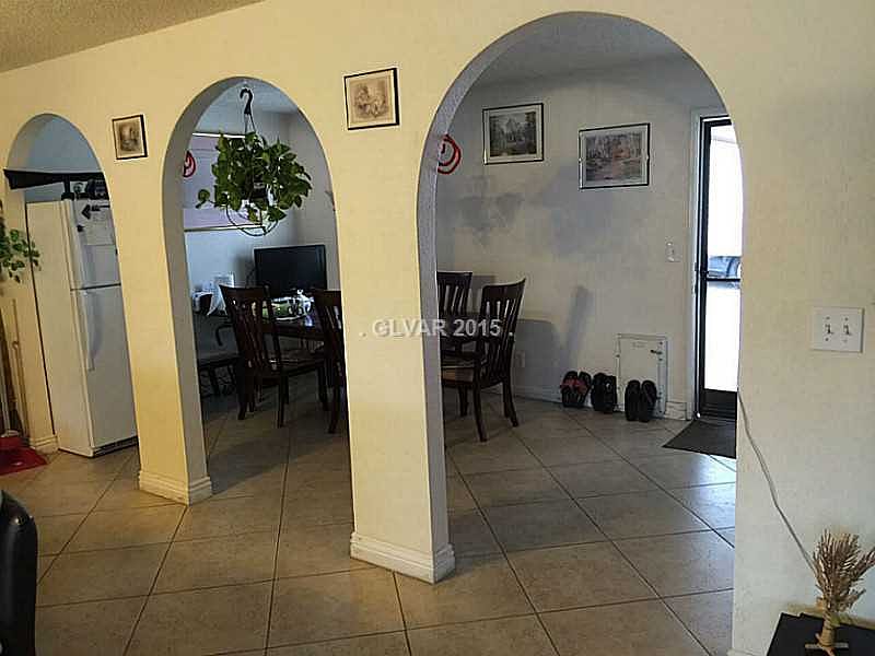 1st image of 2712 Sierra Madre Dr