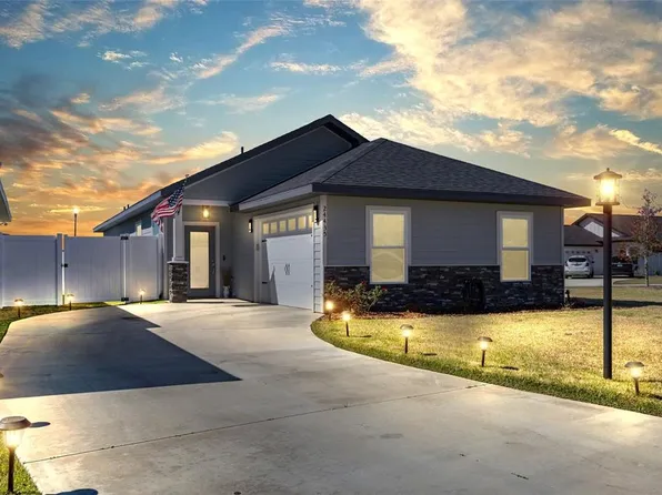 24435 SW 18th Ln, Newberry, FL 32669