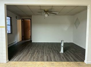 98 E Main St #1, Glen Lyon, PA 18617