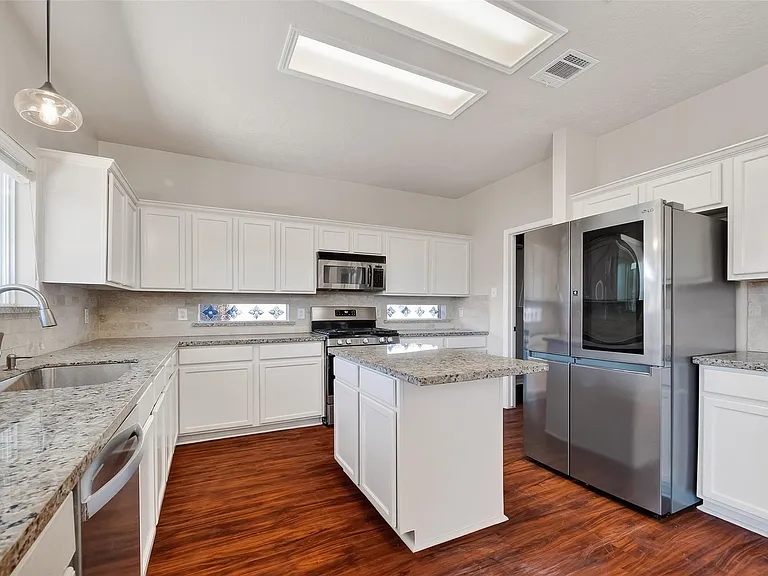 5118 Cherry Blossom Dr — Photo 16