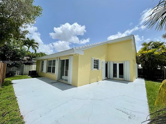 5th image of 11227 SW 62nd Ln #11227