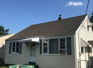 2 Pine Ave, Bordentown, NJ 08505