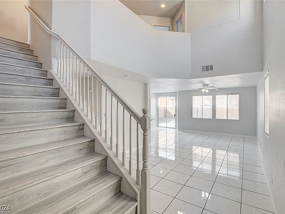 2nd image of 6326 Alderlyn Ave
