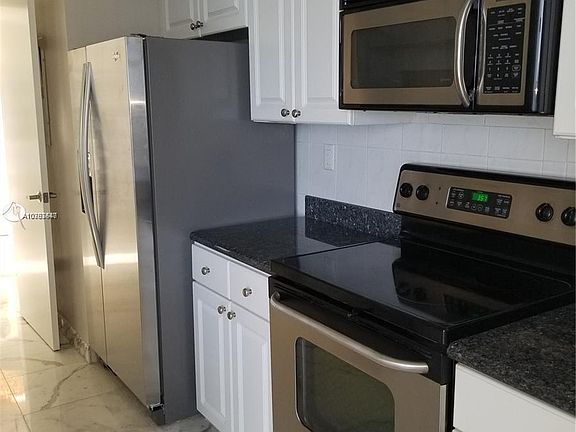 4th image of 16425 E Collins Ave #1714