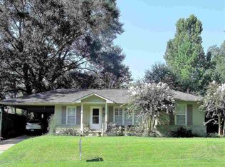 1716 Merrill St, Natchez, MS 39120