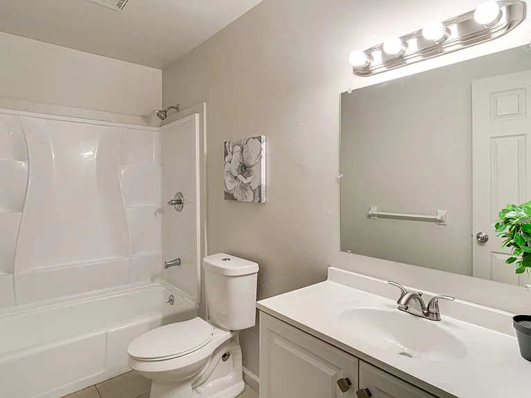 112 Hazelton Rd — Photo 17