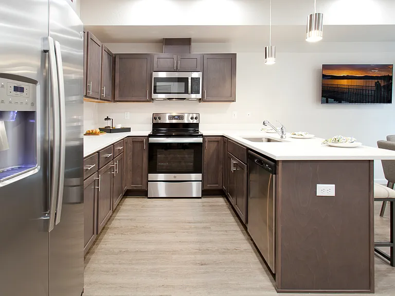 Prairie Pointe Apartments and Townhomes — Photo 115