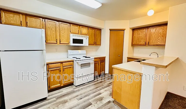6305 Chapel Hill Blvd #H102 — Photo 7