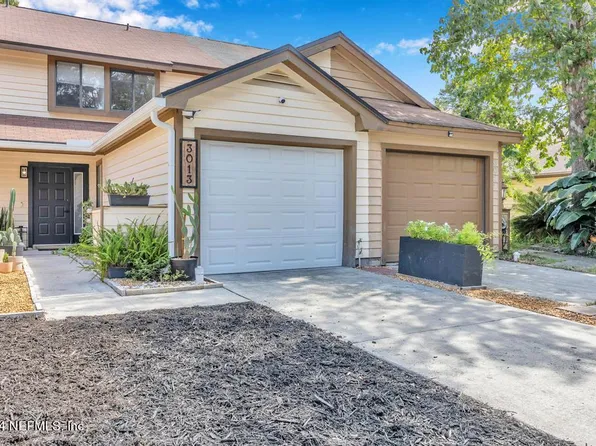3013 COBBLEWOOD Lane E, Jacksonville, FL 32225