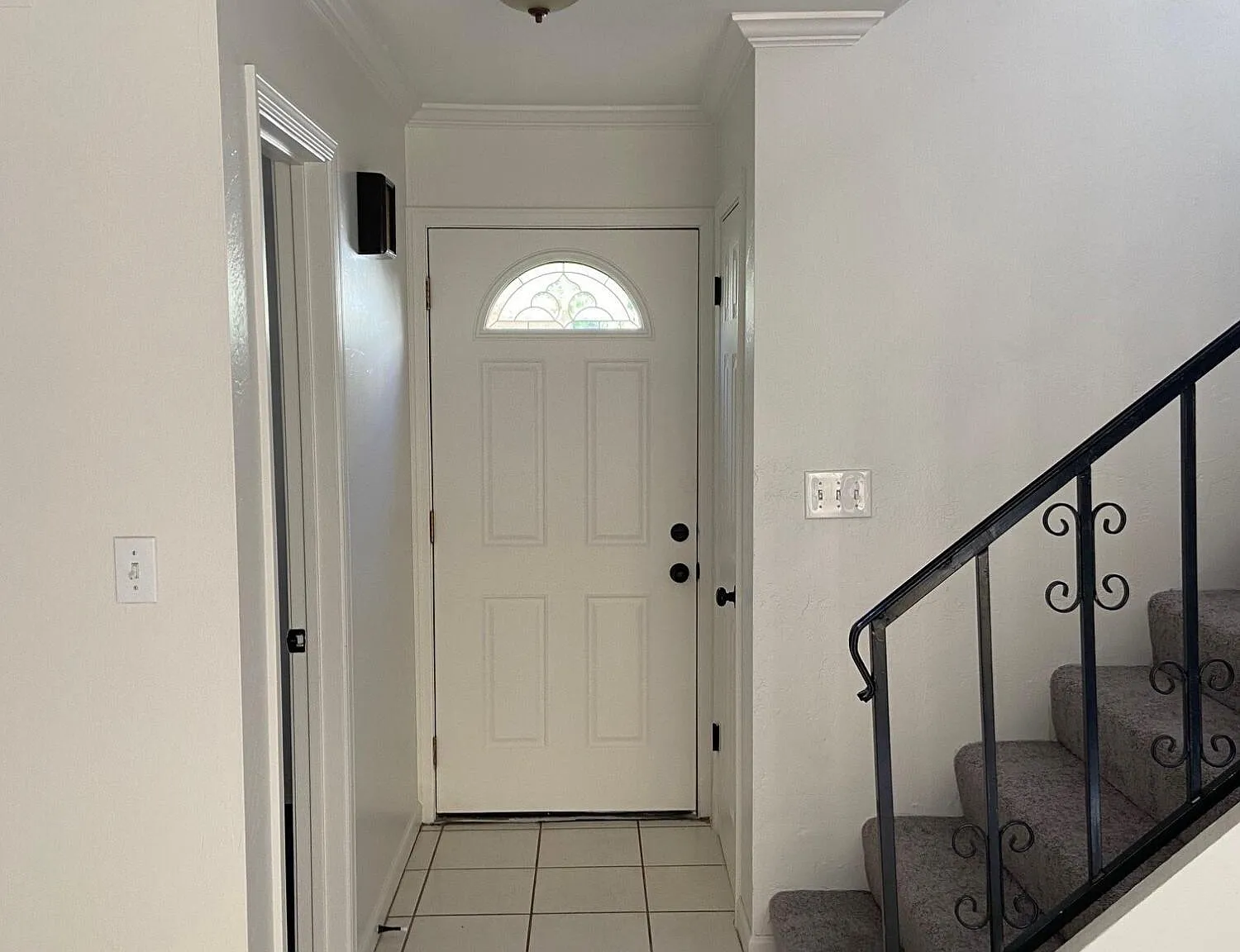 2 bed, 1.5 bath, 1075 sqft, $2,100 — Photo 4