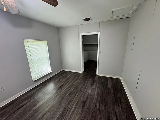7300 Deep Spring Dr — Photo 9