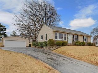 512 Hanna Rd, Ballwin, MO 63021