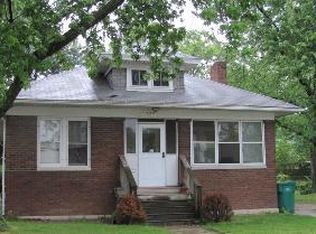 935 W Park Ave, Joliet, IL 60436