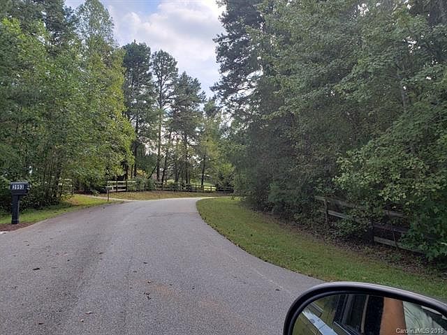 2nd image of 3982 Heatherbrook Trl