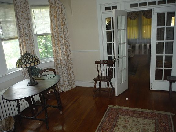 4th image of 722 Lawson Ave