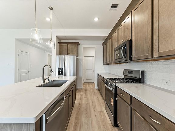 7th image of this home