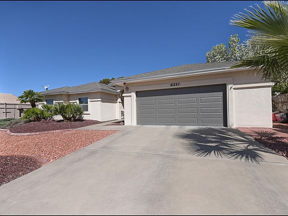 3rd image of 6221 Los Bancos Dr