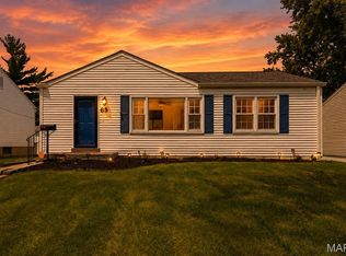 65 La Sierra Dr, Florissant, MO 63031