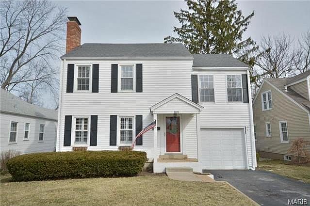 1st image of 895 Alexandra Ave