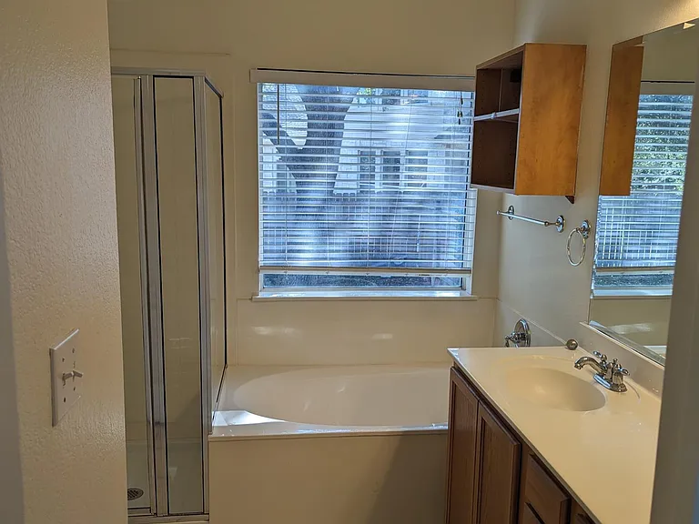 211 Arrowhead Trl — Photo 33