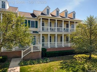 300 Beverly Ave, Auburn Hills, MI 48326