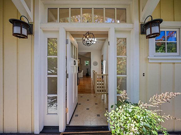3rd image of 274 Manor Drive