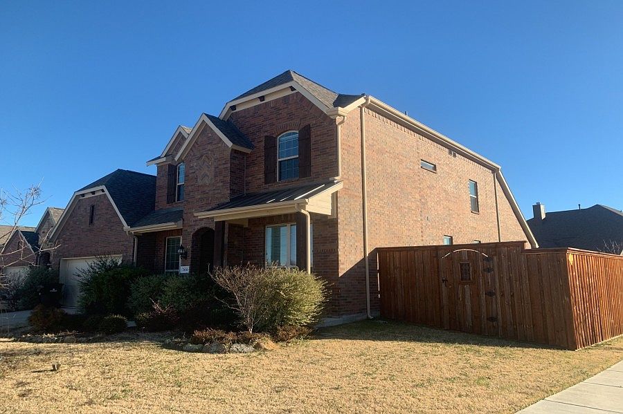 2nd image of 7430 Noquet Ln