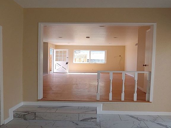 3rd image of 940 W Hacienda Ave #1-10