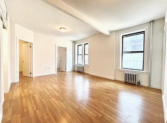 Rented by City Connections Realty | media 9