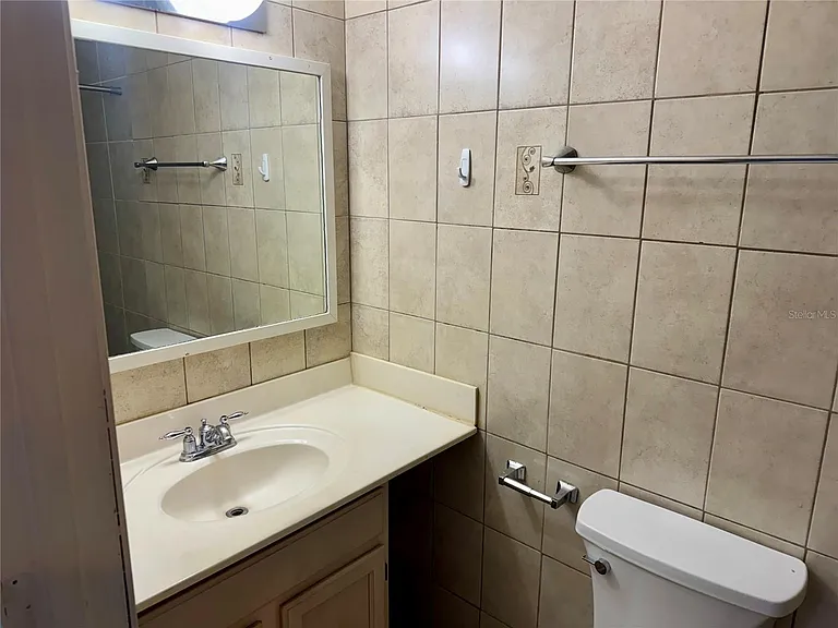 5521 Axiom Ave — Photo 12