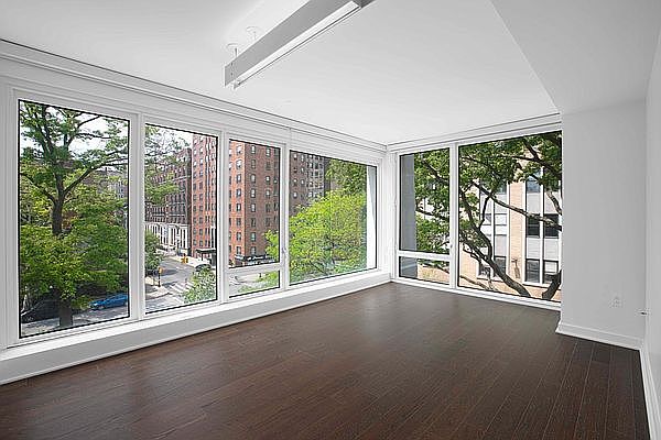1st image of 400 W 113th St APT 501