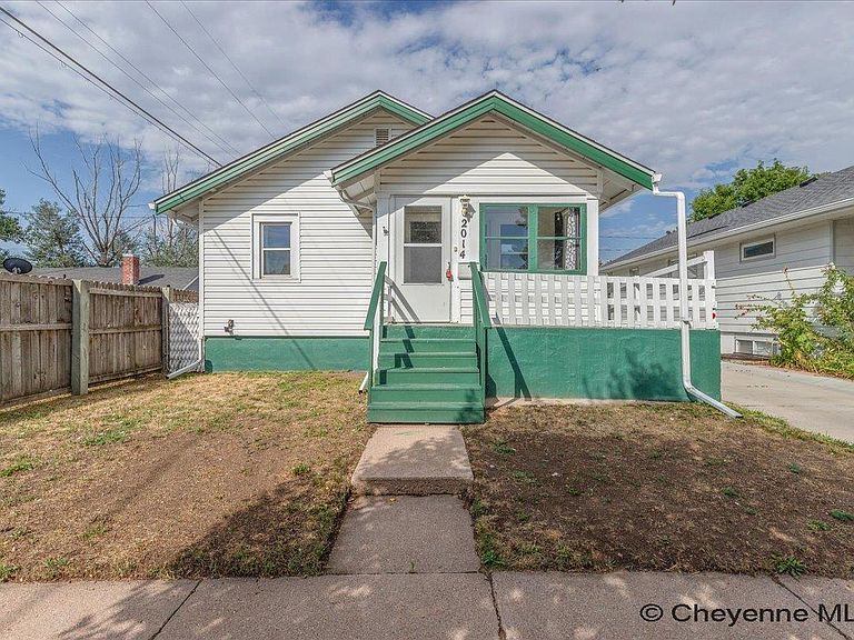 Listing photo 2