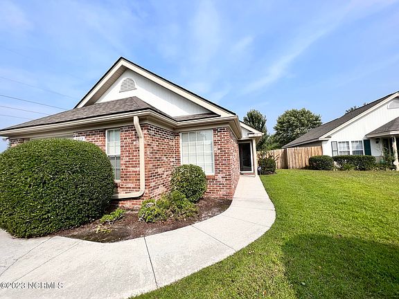 3rd image of 2412 Sunburst Court