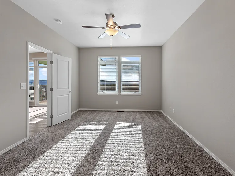 SingleFamilyHome.Residences.Summit.9