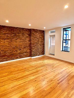 4th image of 25 W 8th St #3C