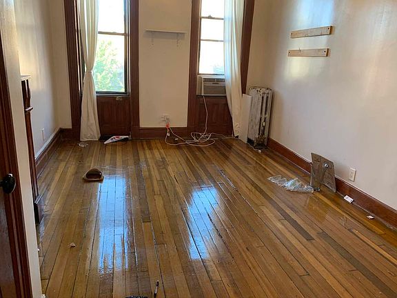 4th image of 15 W 120th St #2B
