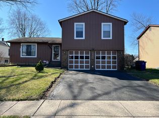 1923 Denise Dr, Columbus, OH 43229