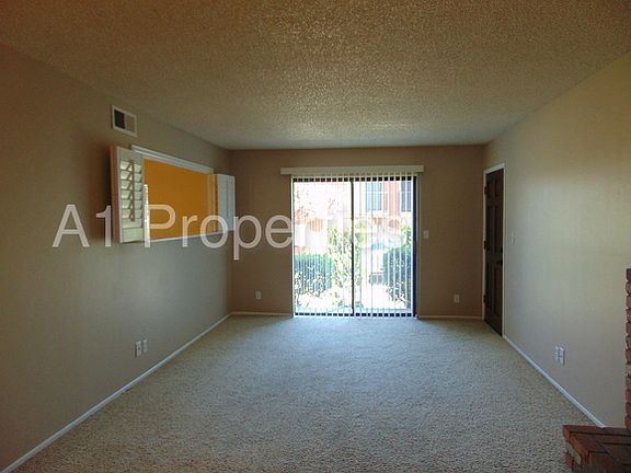 4th image of 721 S Granite St #7