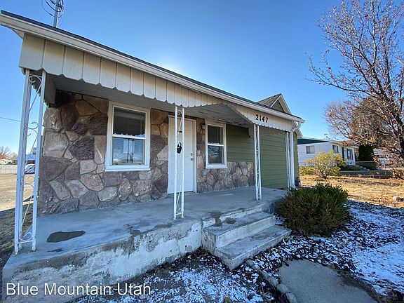 3rd image of 2147 W Gardner Ln