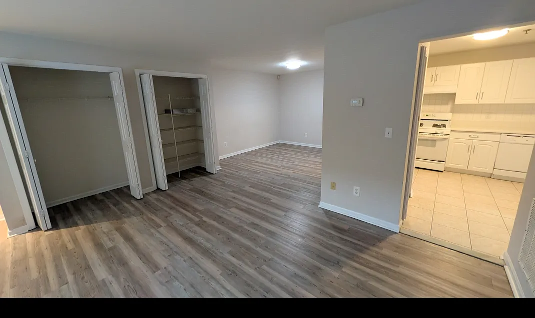 2 bed, 1200 sqft, $2,450 — Photo 2