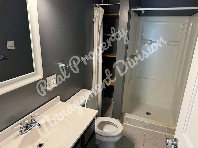 701 S Columbia Ave — Photo 5