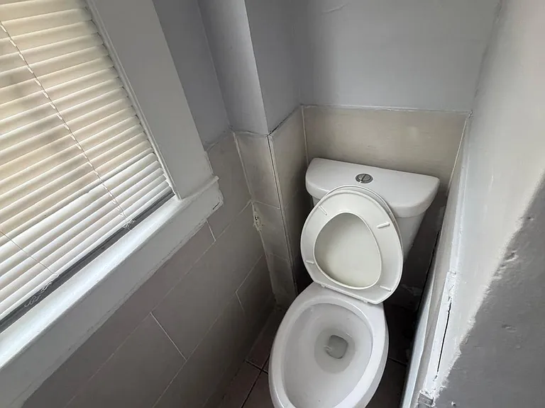138 S 10th St #2 — Photo 8