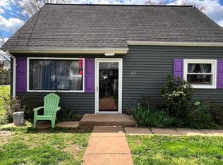 189 Holden Dr, Manassas Park, VA 20111