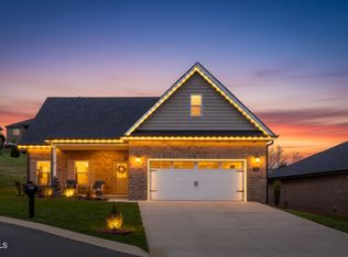 226 Quiet Stroll Ln, Gray, TN 37615