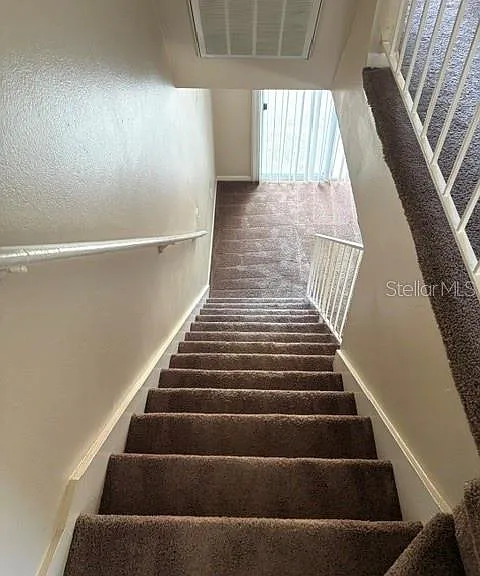 1777 Crystal Grove Dr — Photo 6